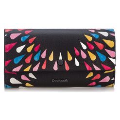 Desigual Portfel Damski Czarny Tears Splatter Reversible. Portfele marki Desigual. W wyprzedaży za 255.00 zł.
