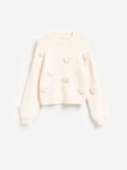 Sweter z kwiatową aplikacją - kremowy. Białe swetry Reserved, l, z aplikacjami, z dzianiny, bez ramiączek. Za 149.99 zł.