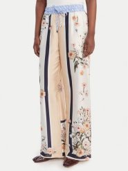 Liu Jo Spodnie materiałowe WA6358 T2555 Beżowy Relaxed Fit. Brązowe spodnie materiałowe Liu Jo, bez wzorów, z materiału. Za 689.99 zł.