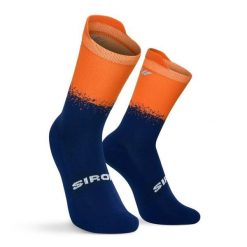 Skarpety do biegania w terenie Siroko Hardrock Navy. Niebieskie skarpetki SIROKO, bez wzorów, z materiału. Za 51.20 zł.