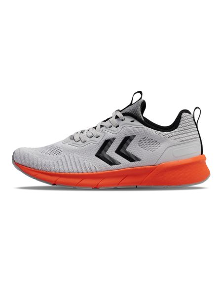 Buty Hummel Reach TR Flex. Szare buty do biegania Hummel, bez wzorów, dziergany, bez zapięcia, do biegania. Za 402.50 zł.