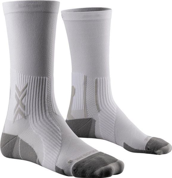 Skarpetki biegowe X-Socks Perform Crew. Białe skarpetki X-Socks, bez wzorów. Za 165.00 zł.