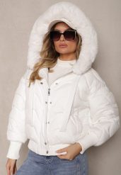 Biała Kurtka Pikowana z Kapturem Ściągaczami i Futrem Tarnea. Białe kurtki Renee, m, bez wzorów, z futra, eleganckie, z kapturem. W wyprzedaży za 153.99 zł.