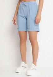 Jasnoniebieskie Klasyczne Szorty z Gumką w Pasie i Wsuwanymi Kieszeniami Cadenzara. Niebieskie szorty Born2be, bez wzorów, eleganckie. Za 19.99 zł.