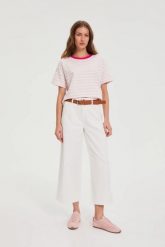 Jeansy z szerokimi nogawkami białe. Białe jeansy MOODO, l, bez wzorów, z bawełny. Za 149.99 zł.