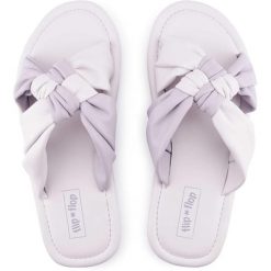 Klapki basenowe damskie Flip Flop Fauna Chess. Fioletowe klapki Flip Flop, bez wzorów, sportowe, bez obcasa, bez zapięcia. W wyprzedaży za 109.00 zł.