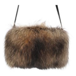 Brązowa Elegancka Mufka Luka- Pelli Rękaw Na Dłonie Z Naturalnym Futrem Z Lisa. Brązowe kopertówki Luka-Pelli, bez wzorów, z futra, eleganckie, na ramię, bez dodatków. Za 399.00 zł.