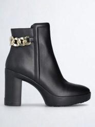 Liu Jo Skórzane botki w kolorze czarnym rozmiar: 39. Czarne botki Liu Jo, bez wzorów, bez obcasa, bez zapięcia. Za 568.95 zł.