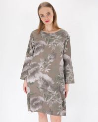 Sztruksowa sukienka w kwiaty. Sukienki Unisono, l, bez wzorów, z bawełny, bez kołnierzyka, bez ramiączek. Za 239.00 zł.