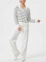 Sweter w paski z kołnierzykiem - biały. Białe swetry Sinsay, l, bez wzorów, bez ramiączek. Za 49.99 zł.