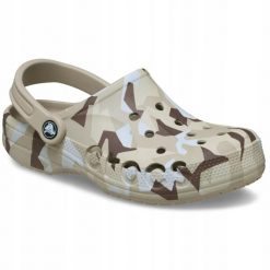 Chodaki Klapki Unisex Baya Seasonal Printed 206230 Clog 36-37. Białe klapki Crocs, bez wzorów, z materiału, bez obcasa, bez zapięcia. Za 179.99 zł.