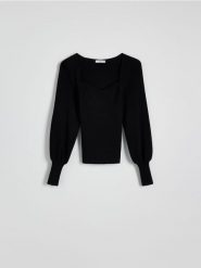 Sweter z bufiastymi rękawami - czarny. Czarne swetry Reserved, l, bez wzorów, z dzianiny, bez ramiączek. W wyprzedaży za 79.99 zł.
