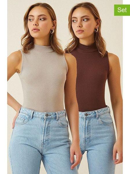 Happiness Istanbul Topy (2 szt.) w kolorze brązowym i beżowym rozmiar: S/M. Brązowe topy Happiness Istanbul, m, bez wzorów, bez kołnierzyka, bez ramiączek. Za 56.99 zł.