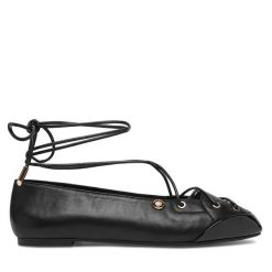 Baleriny Liu Jo. Czarne baleriny Liu Jo, bez wzorów, bez obcasa, bez zapięcia. Za 659.99 zł.