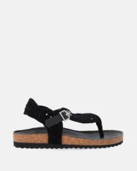 SANDAŁY DAMSKIE W KOLORZE CZARNYM 22206 T-L BLACK. Czarne sandały Venezia, bez wzorów, ze skóry, bez obcasa, bez zapięcia. Za 149.00 zł.