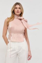 Victoria Beckham bluzka damska kolor różowy gładka. Czerwone bluzki VICTORIA BECKHAM, bez wzorów, bez kołnierzyka, bez ramiączek. Za 1,829.90 zł.