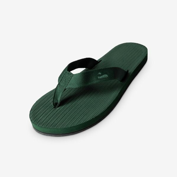 Klapki damskie - Easy Living Lite Leaf. Zielone klapki INDOSOLE, bez wzorów, z nylonu, sportowe, bez obcasa, bez zapięcia. Za 133.00 zł.