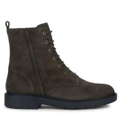 Botki Geox. Szare botki Geox, bez wzorów, bez obcasa, na płaskiej podeszwie, bez zapięcia. Za 419.99 zł.
