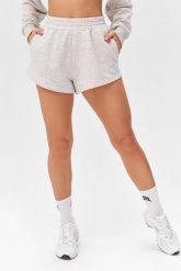 Damskie spodenki dresowe Rough Radical Cotton Active Shorts Women. Czerwone szorty sportowe ROUGH RADICAL, bez wzorów, z bawełny, na fitness i siłownię. Za 109.90 zł.