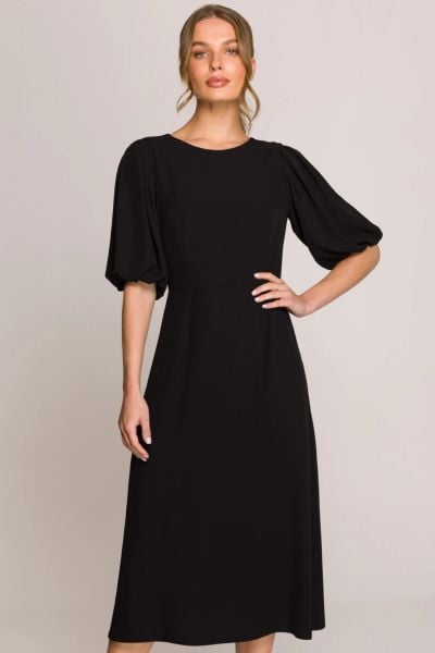 Elegancka sukienka koktajlowa z bufiastymi rękawami czarna. Czarne sukienki Stylove, na imprezę, xl, bez wzorów, z elastanu, eleganckie, bez kołnierzyka, bez ramiączek, midi, dopasowane. Za 509.00 zł.