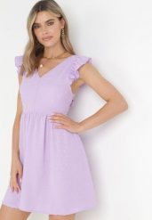Fioletowa Rozkloszowana Sukienka Mini z Tkaniny Plumeti i Odkrytymi Plecami Caitadi. Fioletowe sukienki Born2be, na imprezę, l, bez wzorów, z tkaniny, eleganckie, bez kołnierzyka, bez ramiączek, mini, rozkloszowane. W wyprzedaży za 76.49 zł.