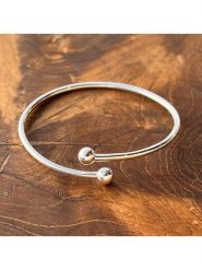 Les Petites Précieuses Srebrna bransoletka rozmiar: onesize. Szare bransoletki Les Petites Précieuses, srebrne. Za 166.49 zł.