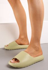 Zielone Casualowe Klapki w Stylu Japonek z Lekkiej Pianki Calanthea. Zielone klapki Renee, bez wzorów, eleganckie, bez obcasa, bez zapięcia. W wyprzedaży za 26.24 zł.