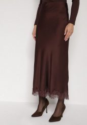 Brązowa Satynowa Spódnica z Koronkowym Zdobieniem Silfera. Brązowe spódnice Born2be, na co dzień, l, z aplikacjami, z koronki, klasyczne, maxi, dopasowane. Za 119.99 zł.
