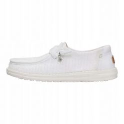 HEYDUDE Damskie Mokasyny Wendy Frayed Canvas. Białe mokasyny Hey dude, bez wzorów, z materiału. Za 329.00 zł.