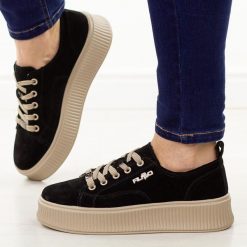 Czarne skórzane półbuty damskie Filippo Dp6122/26. Czarne półbuty wsuwane Filippo, na jesień, bez wzorów, ze skóry, eleganckie, z okrągłym noskiem, bez obcasa, na platformie. Za 239.00 zł.