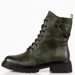 Zielone trapery damskie M.Daszyński 2508-4. Brązowe traperki M.Daszyński, z aplikacjami, z jeansu, z okrągłym noskiem, bez obcasa, bez zapięcia. Za 199.00 zł.