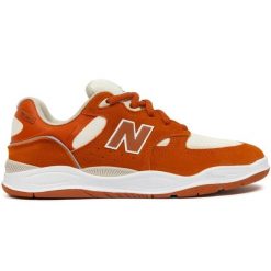 Buty sportowe New Balance Numeric# NM1010RD pomarańczowe. Brązowe buty treningowe bez wzorów, z dresówki, bez zapięcia, na fitness i siłownię. Za 451.81 zł.