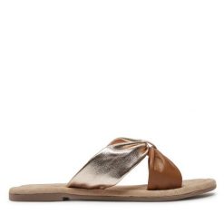 Klapki s.Oliver. Brązowe klapki S.Oliver, bez wzorów, bez obcasa, bez zapięcia. Za 159.99 zł.