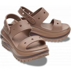 Klapki Crocs Mega Crush Sandal 207989-2Q9 brązowe. Brązowe klapki bez wzorów, z materiału, casualowe, bez obcasa, bez zapięcia. Za 449.26 zł.