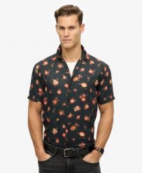 Superdry Koszula krótki rękaw z nadrukiem – Abstract Floral Red, 100% modal. Czerwone koszule Superdry, l, bez wzorów, z materiału, klasyczne, bez kołnierzyka, bez ramiączek. Za 236.45 zł.