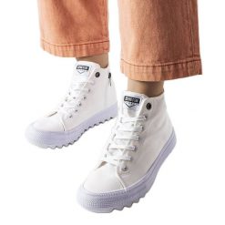 Białe trampki za kostkę Big Star FF274241. Białe trampki bez wzorów, z tkaniny, eleganckie, za kostkę, bez zapięcia. Za 158.90 zł.
