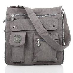 Raportówka szara BAGSTREET 2221-GR. Szare torebki klasyczne Bag Street, bez wzorów, z materiału, street, na ramię, duże, bez dodatków. Za 79.99 zł.