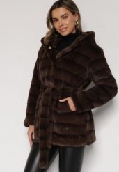 Brązowa Futrzana Kurtka z Nieodpinanym Kapturem i Paskiem Zetova. Brązowe kurtki Born2be, m, bez wzorów, z futra, eleganckie. Za 239.99 zł.