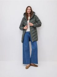 Pikowana kurtka - zielony. Zielone kurtki Reserved, l, bez wzorów, z tkaniny, bez kaptura. Za 159.99 zł.