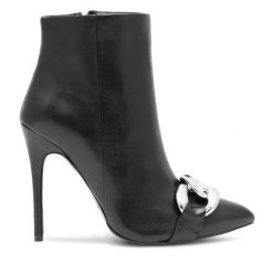 Botki Eva Minge. Czarne botki Eva Minge, bez wzorów, bez obcasa, na szpilce, bez zapięcia. Za 329.99 zł.