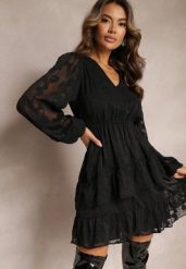 Czarna Krótka Sukienka Boho Ozdobiona Metaliczną Nitką Eleonoritta. Czarne sukienki Renee, l, bez wzorów, boho, bez kołnierzyka, bez ramiączek, mini. W wyprzedaży za 127.99 zł.