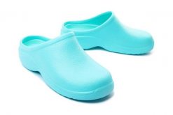 BEFADO DR ORTO MED 154D 005 miętowy, klapki damskie. Zielone klapki Befado Dr Orto, bez wzorów, bez obcasa, bez zapięcia. Za 39.99 zł.