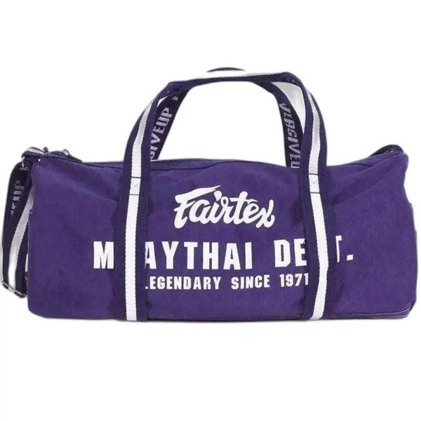 Torba sportowa Fairtex. Fioletowe torby sportowe FAIRTEX, bez wzorów, z nylonu, duże. Za 559.99 zł.