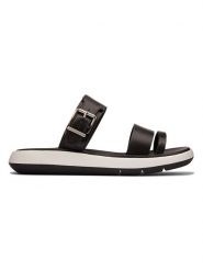 Clarks Skórzane klapki w kolorze czarnym rozmiar: 36. Czarne klapki Clarks, bez wzorów, klasyczne, z otwartym noskiem, bez obcasa, bez zapięcia. Za 152.26 zł.