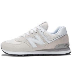 New Balance Buty Lifestyle Unisex - Mtz Dorosłych. Białe buty do biegania New Balance, bez wzorów, z gumy, bez zapięcia, do biegania. Za 749.00 zł.
