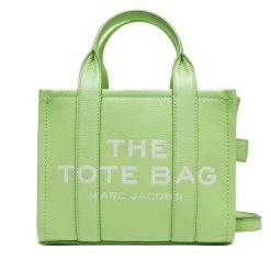 Torebka Marc Jacobs. Zielone torebki klasyczne Marc Jacobs, bez wzorów, klasyczne, bez dodatków. Za 1,219.00 zł.