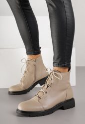 Beżowe Botki Trzewiki ze Skóry Naturalnej Lilidessa. Brązowe botki Born2be, bez wzorów, z jeansu, eleganckie, bez obcasa, na płaskiej podeszwie, bez zapięcia. Za 209.99 zł.