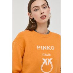 Pinko sweter wełniany damski kolor pomarańczowy lekki. Brązowe swetry Pinko, l, bez wzorów, z dzianiny, bez ramiączek. Za 919.99 zł.