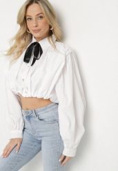 Biała Bawełniana Koszula o Bufiastym Kroju z Kokardą w Stylu Retro Drulla. Białe koszule Born2be, uniwersalny, bez wzorów, z bawełny, eleganckie, bez kołnierzyka, bez ramiączek. Za 169.99 zł.