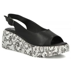 Skórzane sandały damskie na koturnie czarne Filippo DS7580. Czarne sandały Filippo, bez wzorów, ze skóry, bez obcasa, na koturnie, bez zapięcia. Za 189.99 zł.